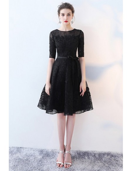 Black Tulle Short Homecoming Dress With Lace Half Sleeves
