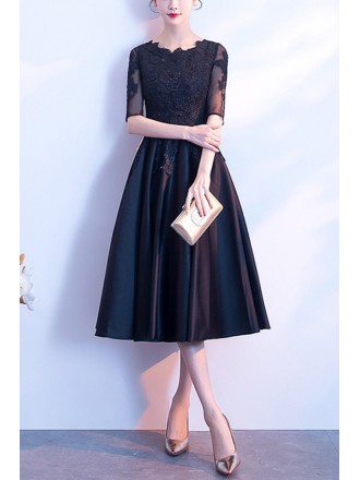 Modest Black Lace Homecoming Dress With Appliques Sleeves