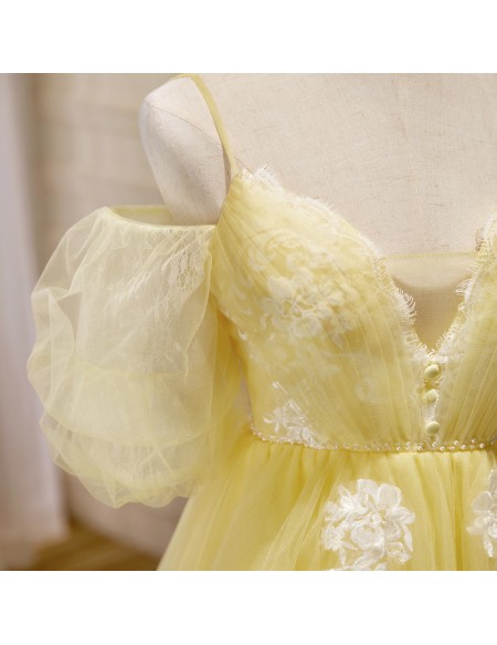 Yellow Short Tulle Vneck Appliques Homecoming Dress with Straps Cold Shoulder