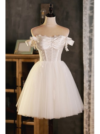 Lovely Light Champagne Short Tulle Homecoming Dress with Off Shoulder