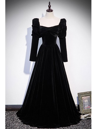 Retro Square Neck Long Black Velvet Dress with Long Sleeves