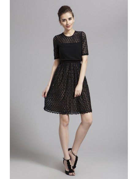 Elegant Lace Short Mother of the Bride Dress With Short Sleeves