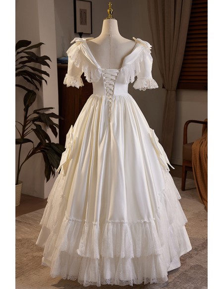 Retro Lace And Satin Ivory Ballgown Wedding Dress with Big Bows