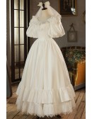 Vintage Princess Style Ivory Satin Lace Baby Collar Wedding Dress Bubble Sleeved