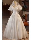 Vneck Lace Neckline Ballgown Wedding Dress with Bubble Sleeves