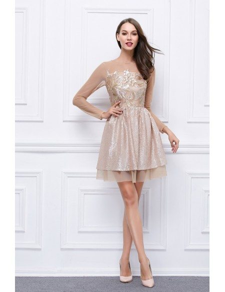 Chic Embroided Tulle Short Prom Dress With Long Sleeves