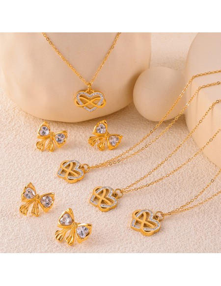 Sweet Hart Czech Diamond Pendant Necklace
