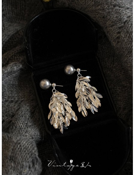 Sparkling Tassel Long Earrings