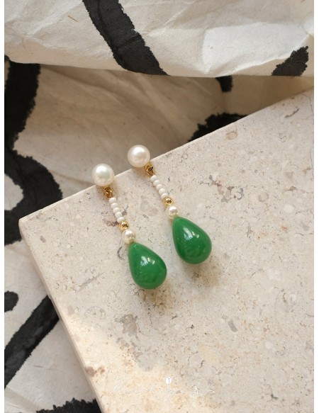 Chinese Retro Green Water Drop Pearl Earrings