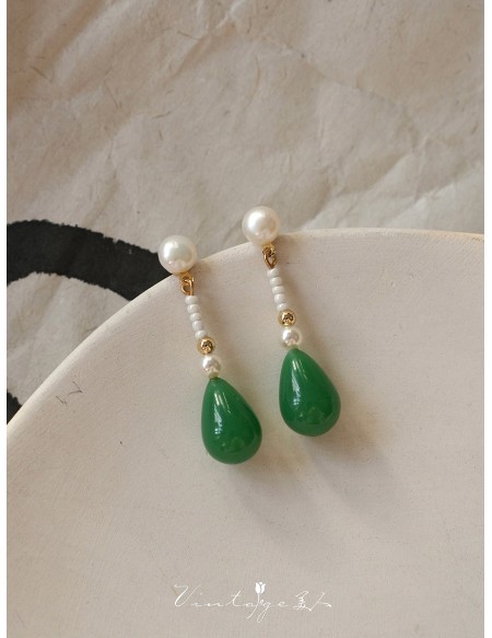 Chinese Retro Green Water Drop Pearl Earrings