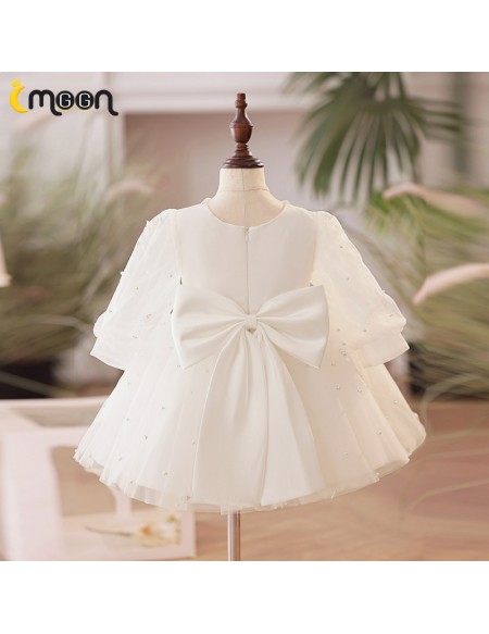 Elegant White Tulle Long Sleeved Flower Girl Dress with Pearls