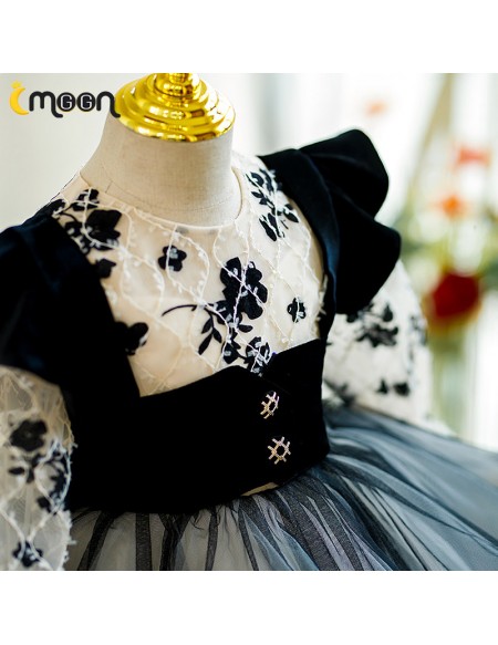 Black Ruffled Tulle Unique Long Sleeved Party Dress for Girls
