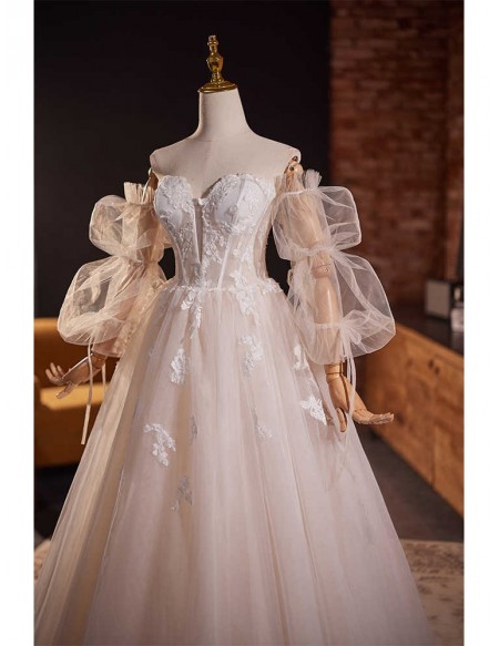 Romantic Off Shoulder Puff Sleeves Ballgown Tulle Wedding Dress With Appliques