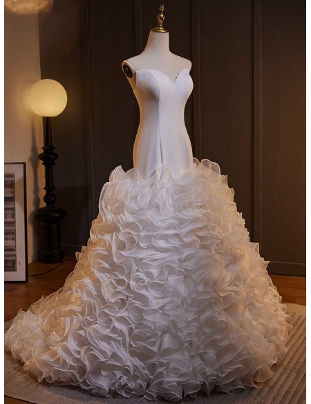 Strapless Sweetheart Ballgown Wedding Dress With Ruffles