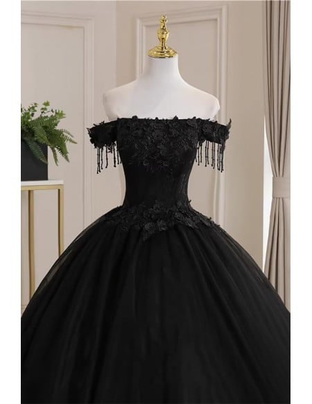 Dramatic Black Bridal Gown - Off-shoulder Sweetheart Wedding Dress With Tassel Sleeves & Corset Back