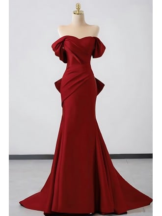 Luxurious Ruby Red Off-shoulder Bridal Gown - Mermaid Style Formal Event Dress