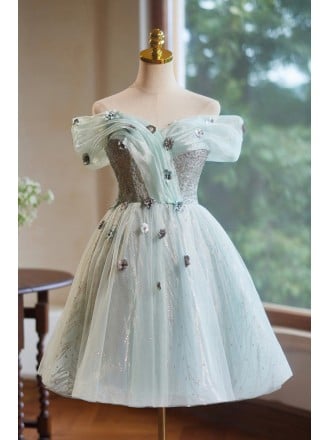 Elegant Off-shoulder Mint Green Short Prom Dress With Floral Embellishments And Sparkling Sequins For Homecoming