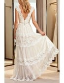 Exquisite White Lace Wedding Dress With Cap Sleeves And V-Neckline