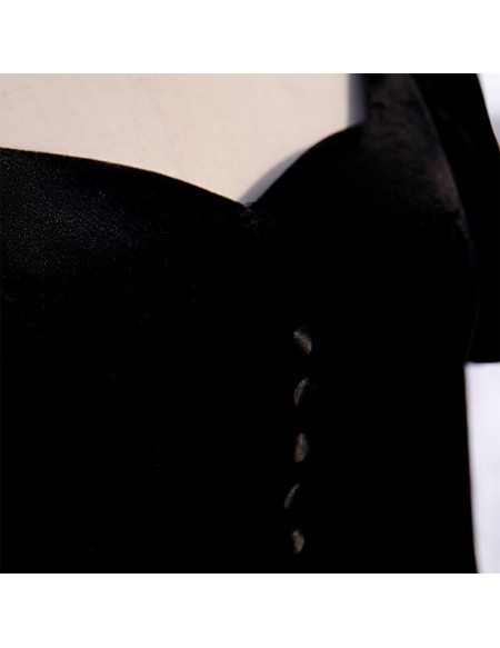 Gothic Formal Long Black Tulle Prom Dress with Long Sleeves