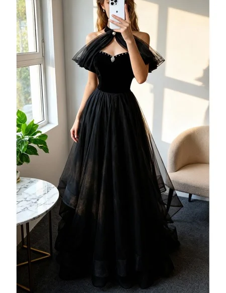 Unique Long Halter Black Ruffled Tulle Prom Dress