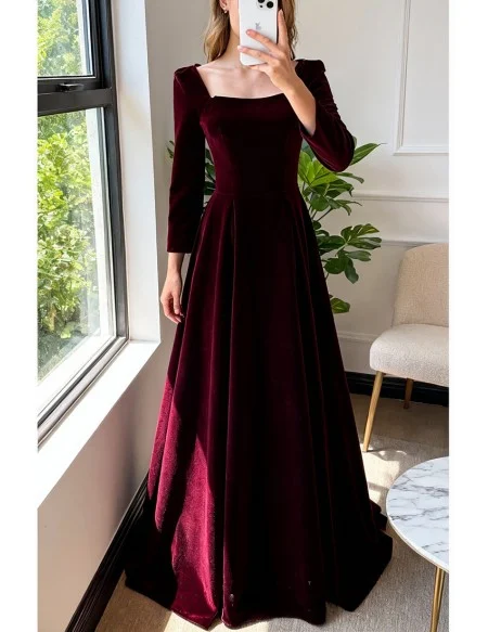 Simple Long Sleeved Velvet Long Formal Dress with Square Neckline