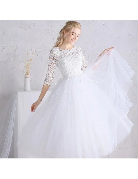 Gorgeous A-line Scoop Neck Tea-length Tulle Wedding Dress With Sleeves