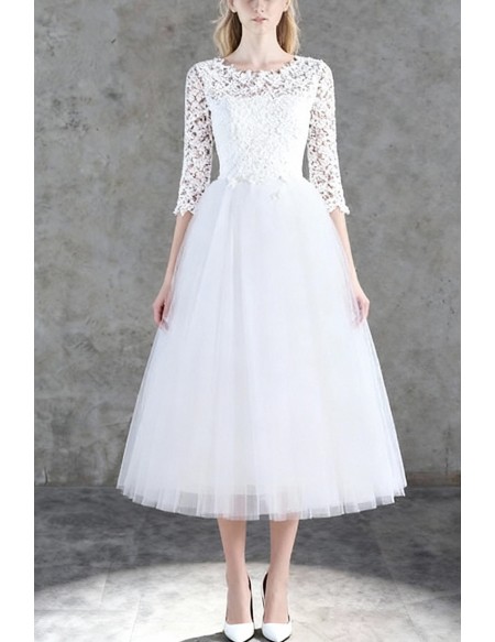 Gorgeous A-line Scoop Neck Tea-length Tulle Wedding Dress With Sleeves