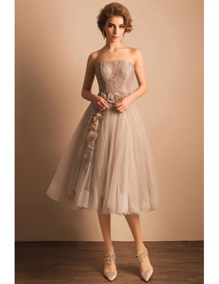 Vintage A-line Strapless Tea-length Tulle Wedding Dress With Lace