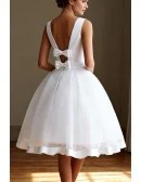 Cheap Knee Length Simple Beach Wedding Dress With Open Bow Back 2018