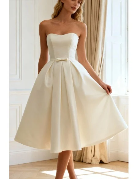 Vintage 70s Ivory Satin Sweetheart Tea Length Wedding Dress For Chic