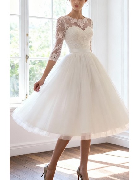 Vintage A-Line Scoop Neck Tea-Length Tulle Wedding Dress With Appliques Lace