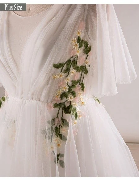 Plus Size Flowing Long Tulle Flowers Beach Wedding Dress For Outdoor Weddings