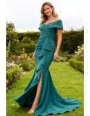 Modern Fitted Green Wedding Party Dress Off Shoulder with Pleated Ruffles