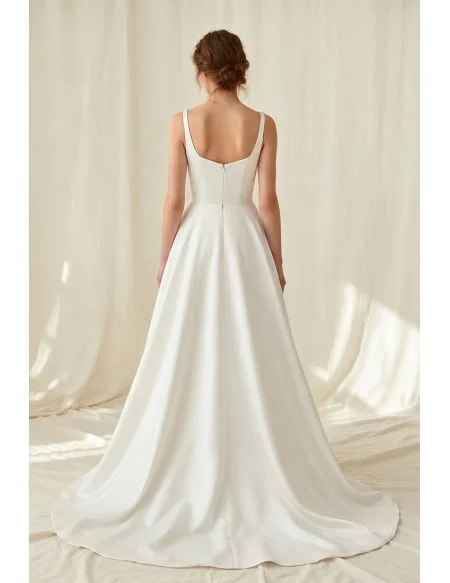 Minimalist Satin A-Line Wedding Dress with Sweetheart Neckline for Modern Ceremonies
