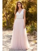 Romantic Lace-Bodice A-Line Wedding Dress with Tulle Skirt for Outdoor Garden Ceremonies