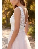 Romantic Lace-Bodice A-Line Wedding Dress with Tulle Skirt for Outdoor Garden Ceremonies
