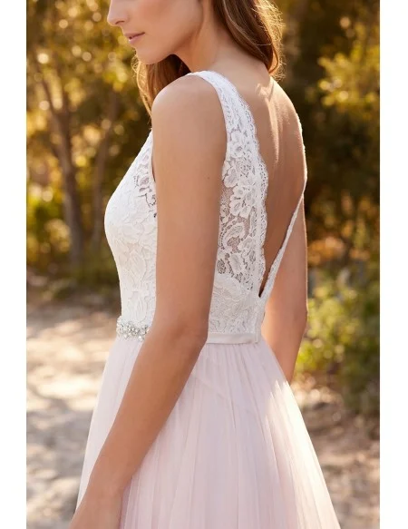 Romantic Lace-Bodice A-Line Wedding Dress with Tulle Skirt for Outdoor Garden Ceremonies