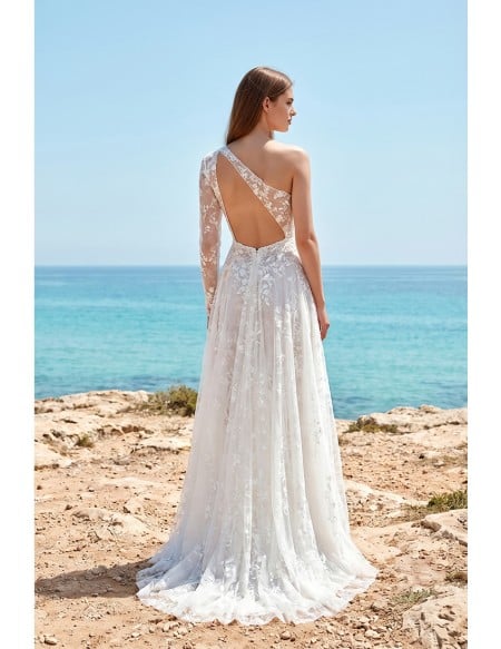 One-Shoulder Lace Wedding Dress with Side Slit for Modern Beach Ceremonies