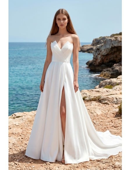 Minimalist Strapless Satin A-Line Wedding Dress with Slit for Modern Beach Ceremonies