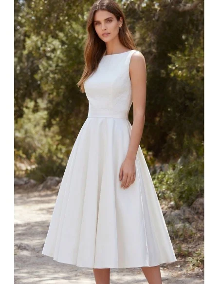 Elegant Tea-Length Wedding Dress with Bateau Neckline for Courthouse or Garden Ceremonies