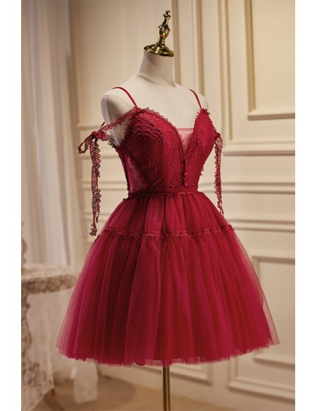 Pretty Burgundy Lace Short Tulle Homecoming Dress with Spaghetti Straps