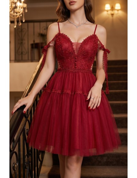 Pretty Burgundy Lace Short Tulle Homecoming Dress with Spaghetti Straps