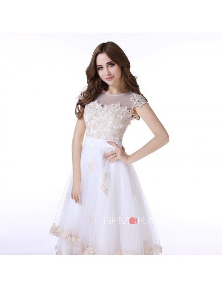 A-Line Scoop Neck Tea-LengthTulle Prom Dress With Appliquer Lace