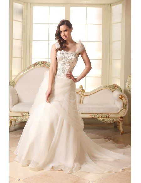 Ball-gown Strapless Court Train Organza Wedding Dress With Beading