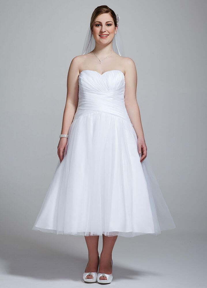 45 Amazing Short Wedding Dress For Vow Renewal